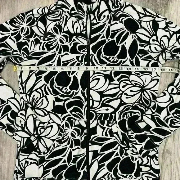 Liz Claiborne Black White Floral Full Zip Up Mock Neck Sweatshirt Jacket Size S - Picture 7 of 8